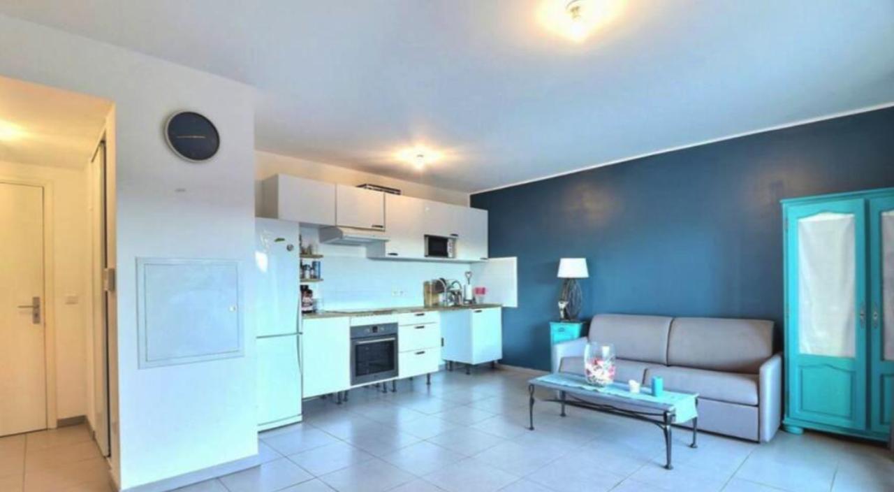 Appartement Spacieux Avec Grande Terrasse Marseille Eksteriør billede